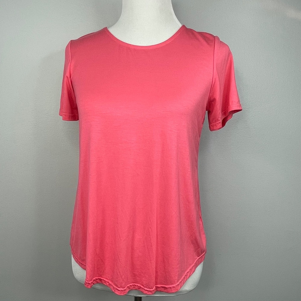 Coco + Carmen NWT Womens Pink Short Sleeve Box Pleat Back T-Shirt Top Size XS